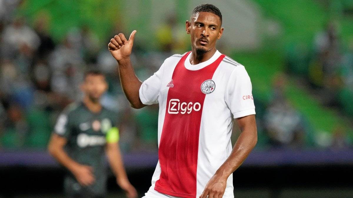 德转显示原广州队门将霍深坪加盟浙江队，转会费31.7万欧.